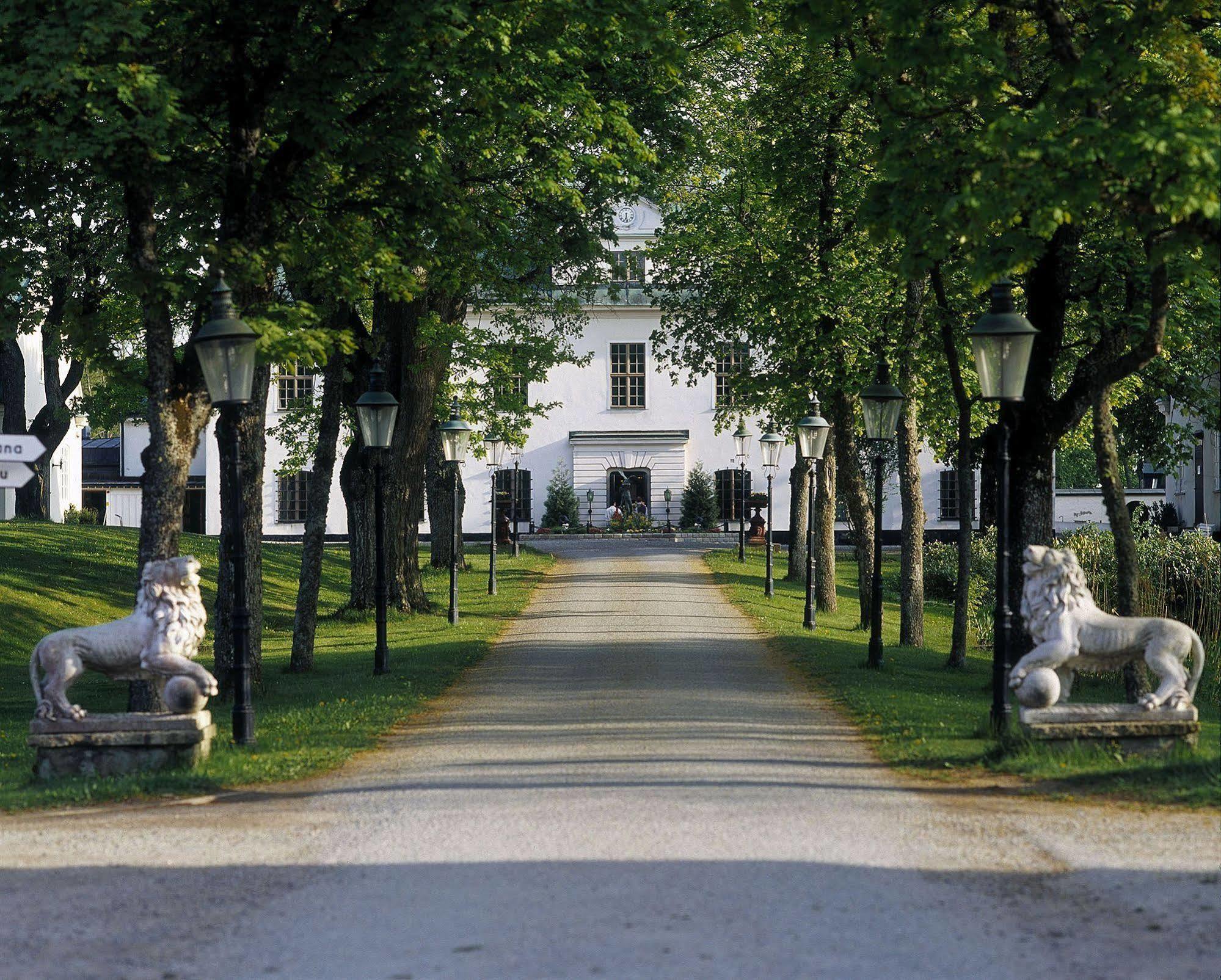 Haeringe Slott Hotel Musko Havsbad Exterior photo